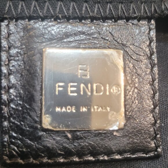 FENDI VINTAGE HANDBAG - Picture 2 of 8